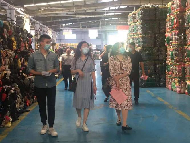探访华北最大纺织品再生处理工厂,枣庄普衣国际经贸让闲置衣服"活起来